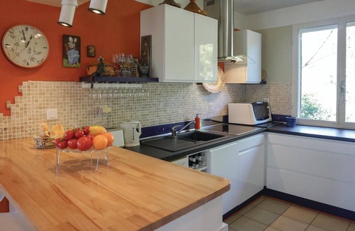 Cebazan House | Serene Cottage Retreat in Hérault with Private Pool