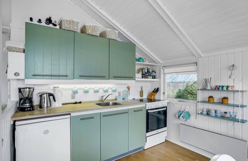 Floutrup House | Enjoy a Relaxing Vacation in Our Sunny Family Retreat