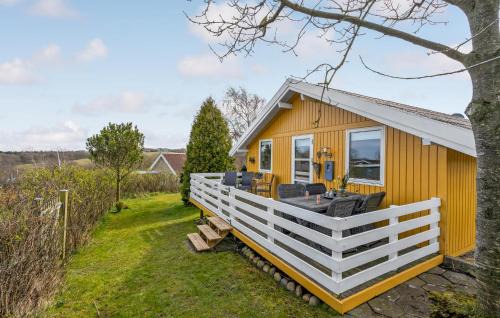 Floutrup House | Cozy Home in Roslev with Kitchen, Perfect for Families