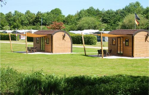 Suesel House | Scenic Stay in Ssel: Family-Friendly with Lake View