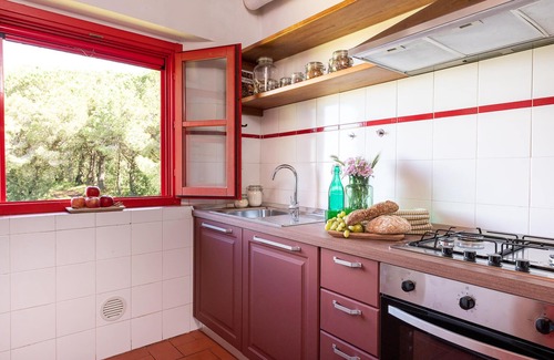 Sassetta House | Perfect 7-Bedroom Retreat in Sassetta with Private Pool