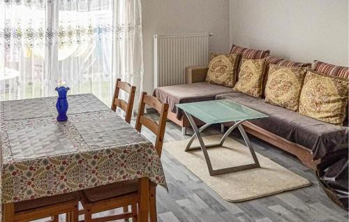 gmina Sianow House | Comfortable Home in Sianw with Kitchen & Pet-Friendly