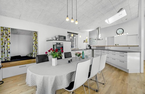 Ringkøbing-Skjern Municipality House | Beautiful Cottage by Ringkøbing Fjord with Spa & Pet Friendly