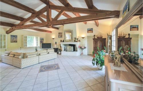 Sainte-Anastasie-sur-Issole House | Family-Friendly 3 Bedroom Retreat in St Anastasie S Issoles