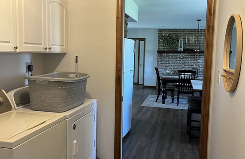 Kinzers House | Cozy Retreat in the Heart of Amish Country - Family-Friendly!
