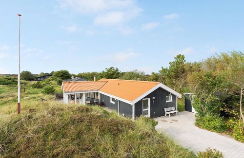 Sønder Vorupør House | Escape to Enchanting Nature with Oceanfront Amenities