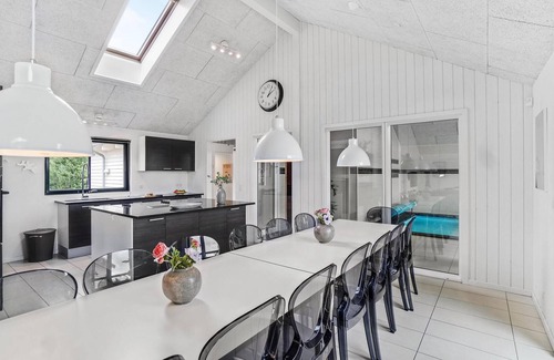 Holloselund House | Discover a Premier Vacation Home with Pool and Spa Amenities