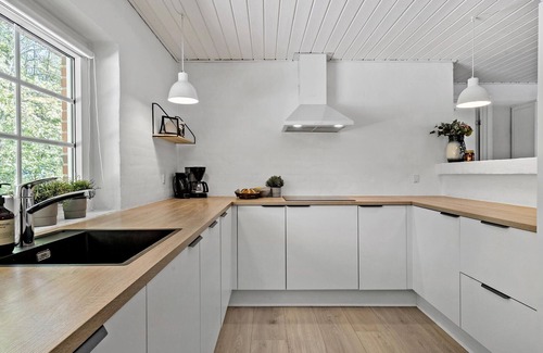 Husby House | Unwind in a Premium Oceanfront Vacation Home on the Coast