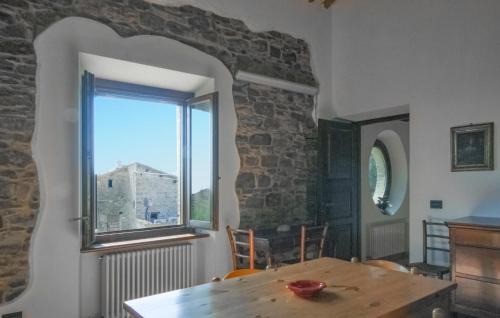 Cingoli House | Lovely Home In Villa Torre Di Cingoli