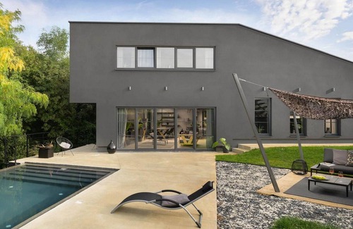 Crklada House | Discover Villa Nancy: Modern Design with Pool in Istria