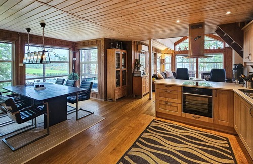 Kviteseid House | Discover Fossøy: Your Lakefront Retreat in Vrådal