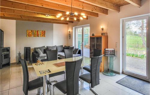 Muritz House | Cozy Home in Wittstock with Kitchen and Pet-Friendly Amenities