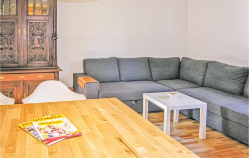 Wronki House | Modern Home in Wronki with Kitchen and Pet-Friendly Amenities