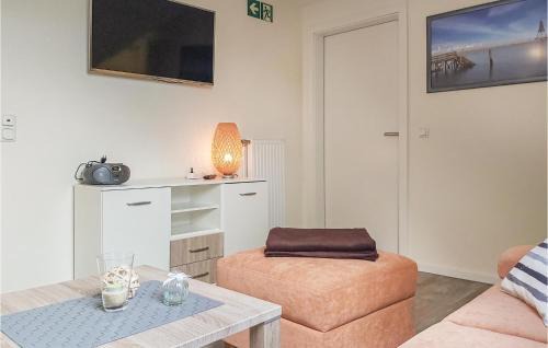 Midlum House | Family-Friendly Retreat in Wurster Nordseeküste with Wifi