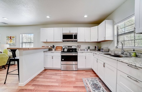 Blanco Cabin | Cozy Home with Deck, Firepit & Pet-Friendly Amenities