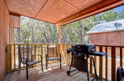 Blanco Cabin | Cozy Home with Deck, Firepit & Pet-Friendly Amenities