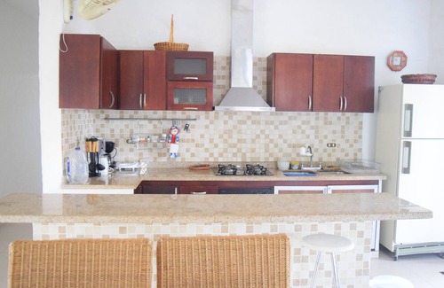 Melgar House | Inviting House in Carmen de Apicalá with Pool and BBQ Area