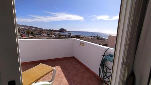 El Medano House | Beautiful Médano House with Oceanfront Views for Families