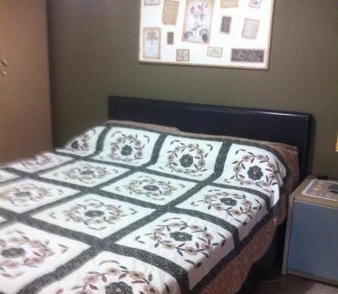 Artemida House | Beautiful House with Garden in Prime Location, Pet Friendly!