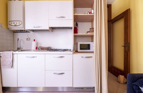San Daniele del Friuli Apartment | Comfortable Apartment for 4 with WiFi and Pet-Friendly Perks