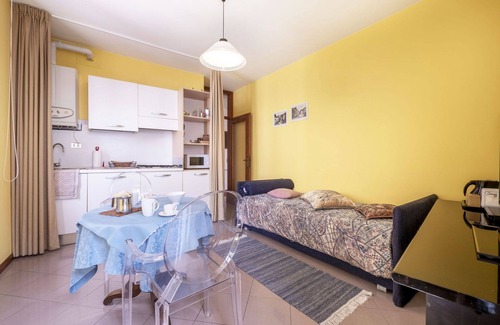 San Daniele del Friuli Apartment | Comfortable Apartment for 4 with WiFi and Pet-Friendly Perks