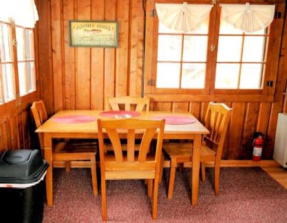 West Branch House | Lovely Lakefront Cabin Rental for Five Guests in West Branch, Michigan