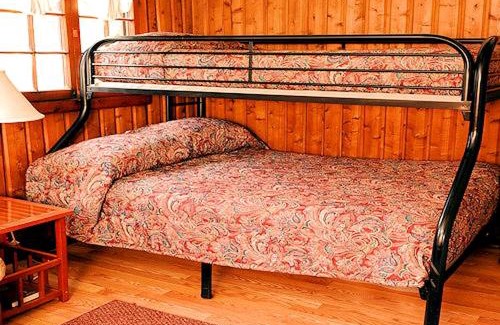 West Branch House | Lovely Lakefront Cabin Rental for Five Guests in West Branch, Michigan
