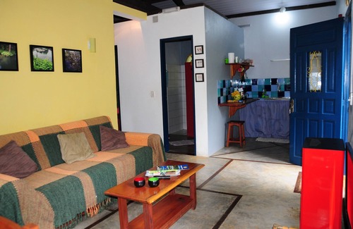 Paraty Cottage | Enchanting Woodland Retreat with Trails and Waterfall
