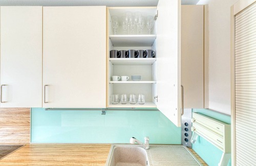 Meidling Apartment | Modern Meidling 2BR with Elevator & Balcony Near U6