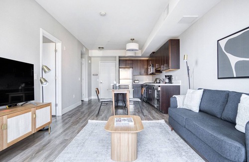 Mountain View Apartment | Scenic Mountain View 1BR with Pool & Gym by Blueground
