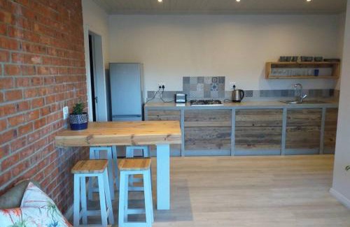 Cape Saint Francis Apartment | Modern Flat with Ocean View Near Beach and Restaurants
