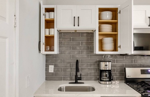 North End Apartment | Inviting North End 3BR with Kitchen, Near Dining Options