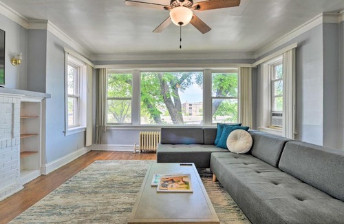 Oak Park Apartment | Convenient Oak Park Apartment - Accessible & Family-Friendly