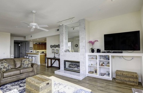 Downtown Condo | Seaside Escape: Ocean Front Condo with Incredible Views