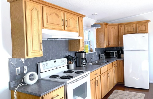 East Machias Cottage | Magnificent Ocean Views, Hiking & Lobster Boat Lounge