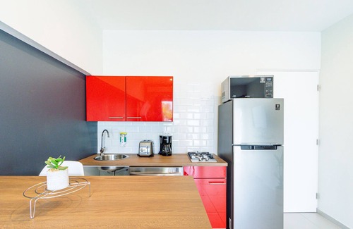 Koyari Apartment | Prime One Bedroom Apartment with Oceanfront Views