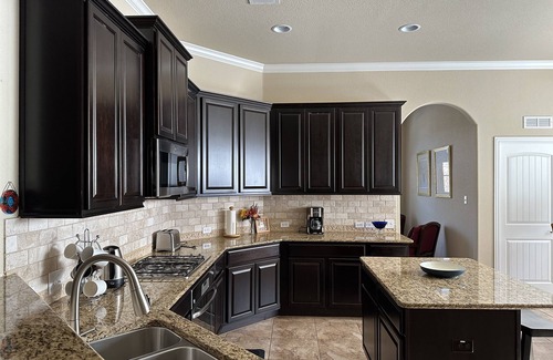 Cedar Park House | Family Home Gateway to Austin Fun with Ocean View & More!