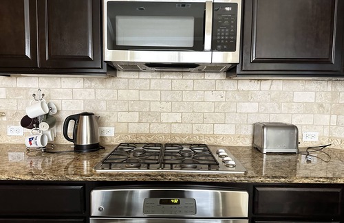 Cedar Park House | Family Home Gateway to Austin Fun with Ocean View & More!