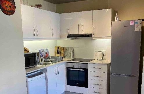 Observatory Apartment | Bright 2 Bedroom Apartment with Pool and Family Amenities