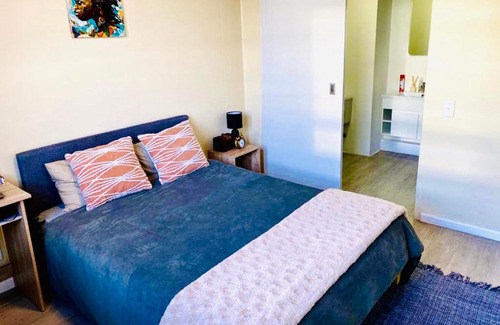 Observatory Apartment | Bright 2 Bedroom Apartment with Pool and Family Amenities