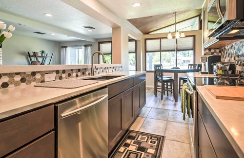 Pasco House | Lovely Pasco Home w/ Yard Near Tri-Cities Airport!