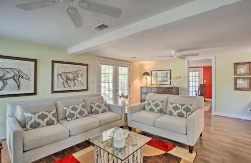 Pottsboro House | Charming Pottsboro Home with Patio & Fire Pits for Families