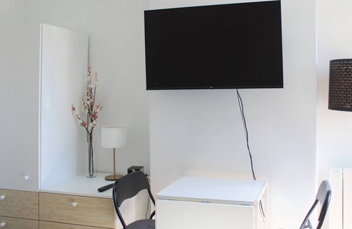Quartier du Petit-Montrouge Apartment | Lovely, quiet studio in the heart of Paris 14th