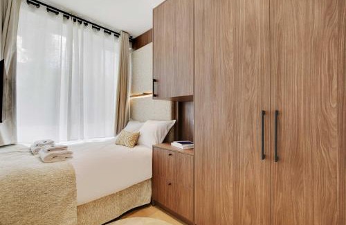 Quartier de la Chapelle Apartment | Delightful Refurbished Home in Vibrant 18th District