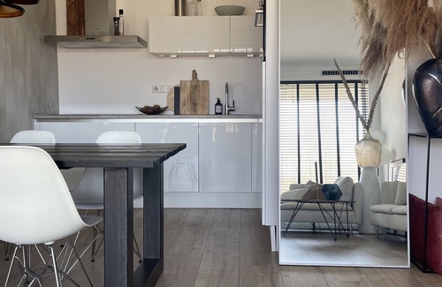 Nieuw-West Apartment | Relaxing Apartment with Child-Friendly Amenities & Kitchen