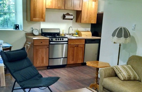 Rhinebeck Village Business District Apartment | Lovely Rhinebeck Village Apartment