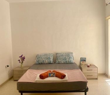 Tal-Ghoqod House | Cozy Room in Prime Location: Your Ideal Getaway