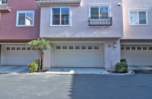 South San Jose House | Relaxing 3BR San Jose Retreat with Pool and Spa by Blueground