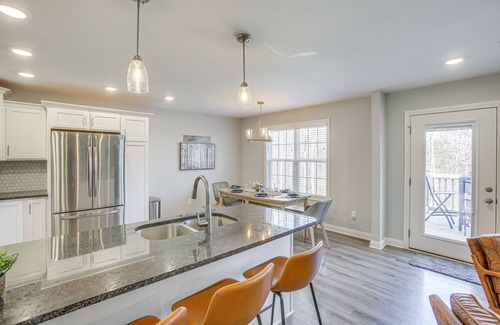 Halfway House | Outstanding Scottsville Home Near Bowling Green Attractions