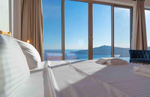 Demre House | Sea View Villa Retreat for 6 with Inviting Pool Access
